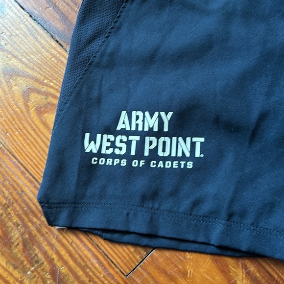 NWT Nike Army West Point Mens Small Black Athletic Shorts - Picture 2 of 6